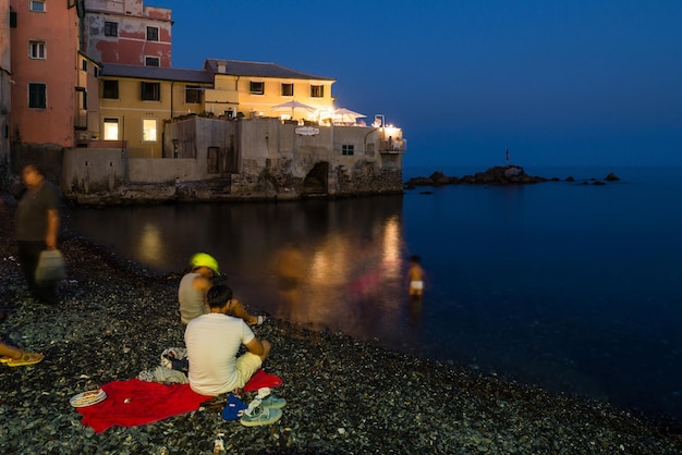 The bill is too high and the tourists refuse to pay: the fight breaks out outside the restaurant in Gallipoli