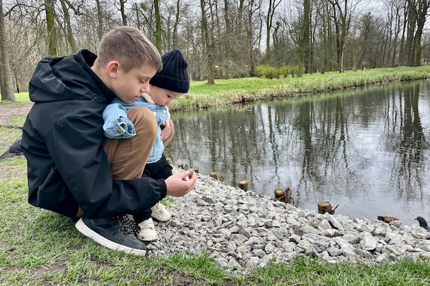 Two boys overwhelmed by the waters of the Brenta: they were recovering a ball that had ended up in the river. Research underway